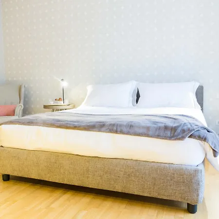 200 & Terrace Bed and Breakfast Μπάρι