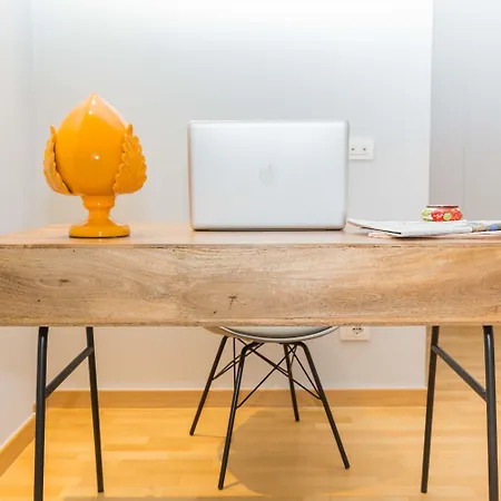 200 & Terrace Μπάρι