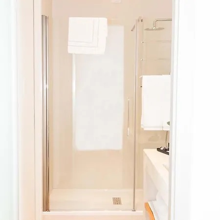 200 & Terrace Bed and Breakfast Μπάρι