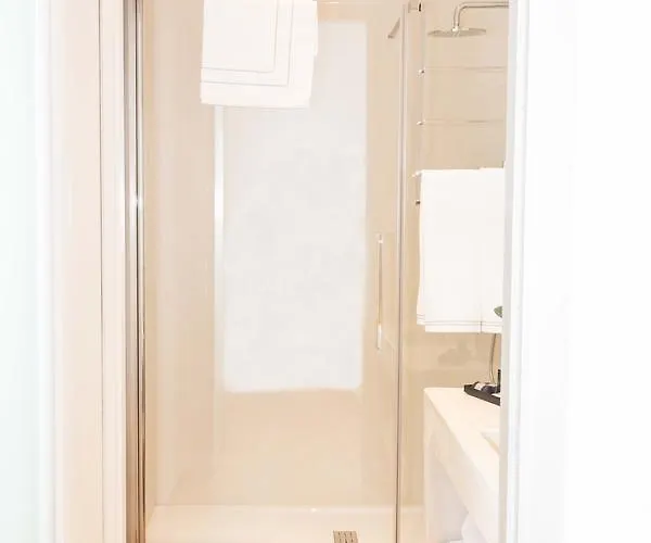 200 & Terrace Alojamento de Acomodação e Pequeno-almoço Bari