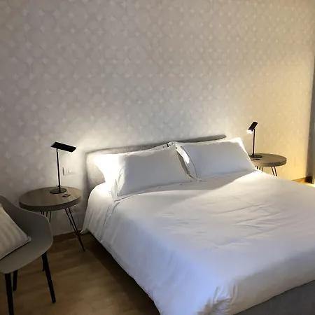 200 & Terrace باري