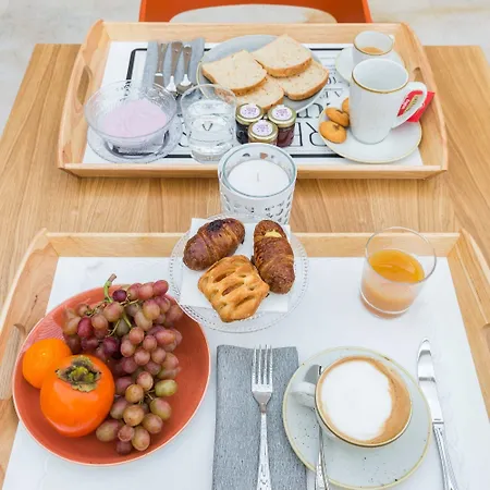 200 & Terrace باري