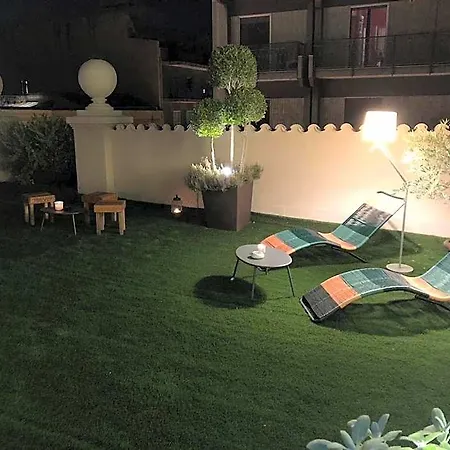 לינה וארוחת בוקר 200 & Terrace