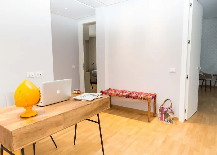 200 & Terrace バーリ